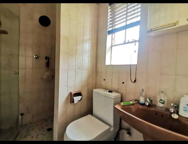 3 BEDROOM FREESTANDING FOR SALE IN SUIDEROORD